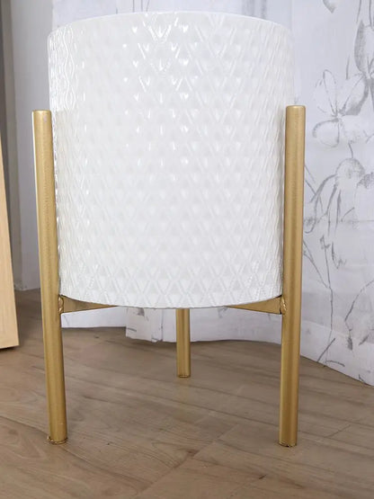 LUXE-FELICIA PLANT POT W/STAND H35 WT/GD