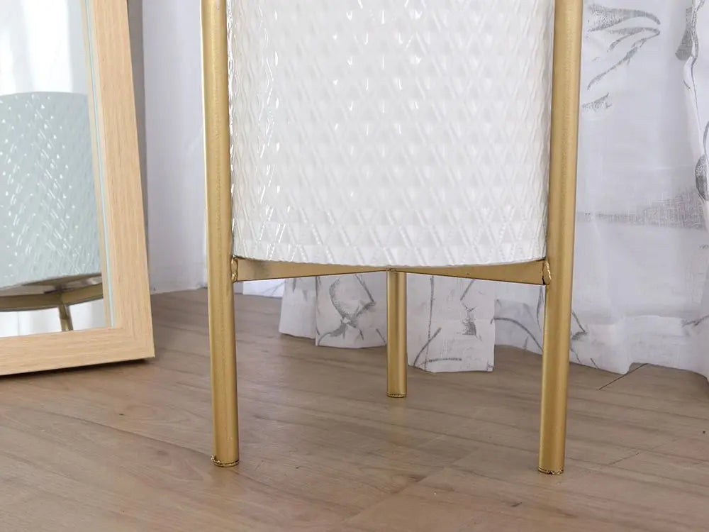 LUXE-FELICIA PLANT POT W/STAND H35 WT/GD