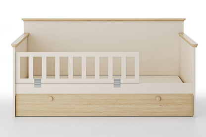 Ratte-YOUNG ROOM-SAFETY BAR